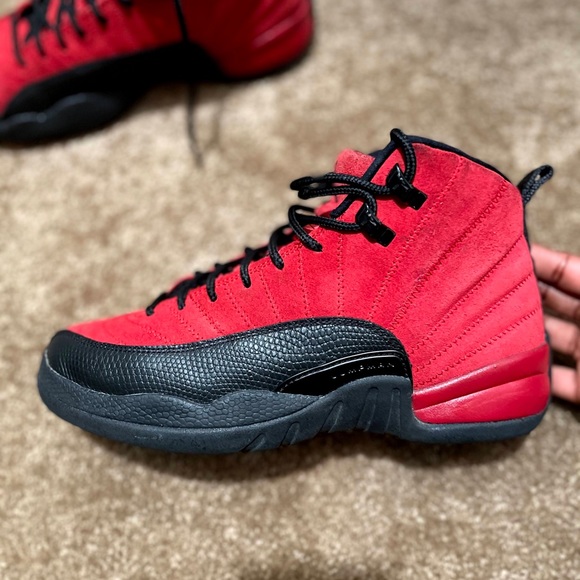 Air Jordan 12 retro GS reverse flu game - Picture 2 of 5